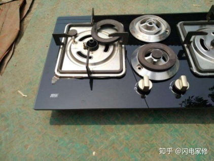 啄木鸟家庭维修分享老板燃气灶换点火针
