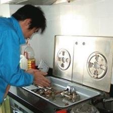西安亿田燃气灶售后维修服务指南
